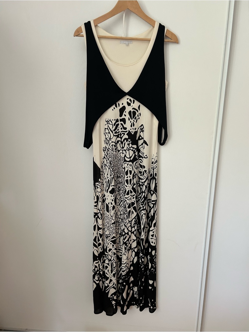 Sleeveless Black and Cream Graphic Maxi Dress with Layered Bodice